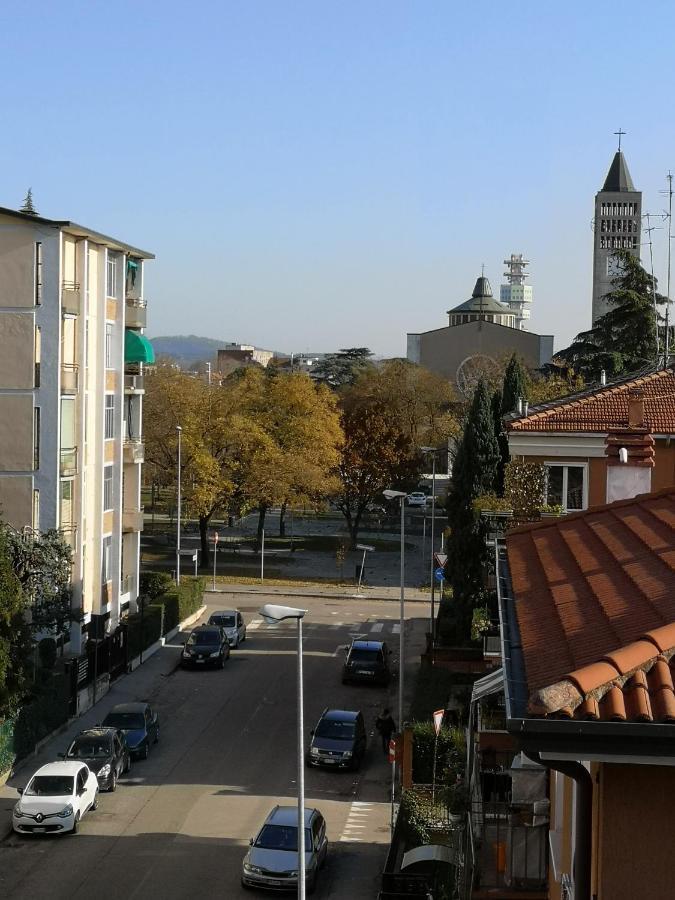 Queen East Verona Apartments Luaran gambar