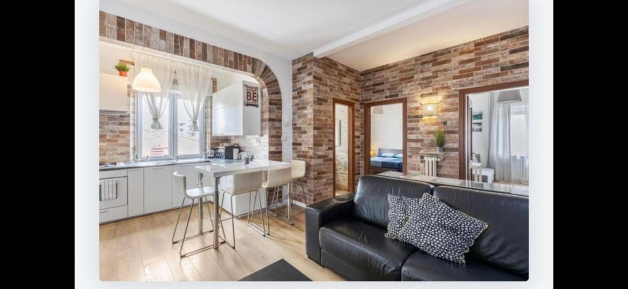 Queen East Verona Apartments Luaran gambar