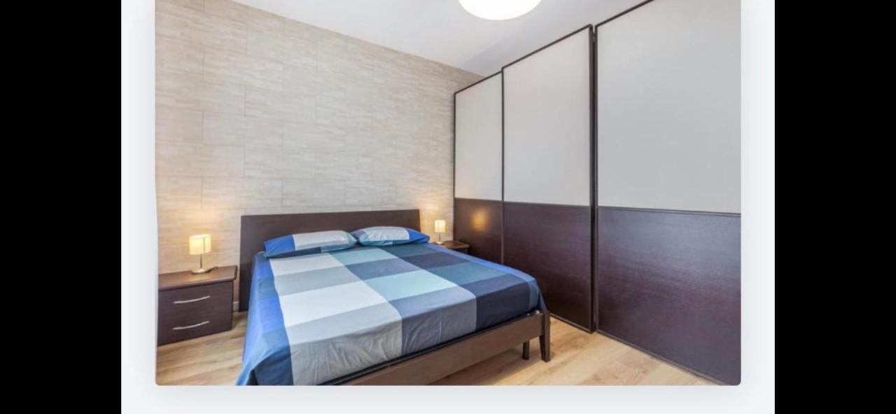 Queen East Verona Apartments Luaran gambar