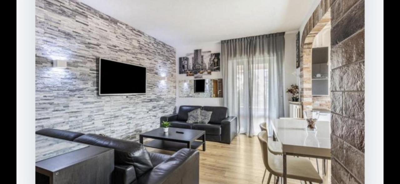 Queen East Verona Apartments Luaran gambar