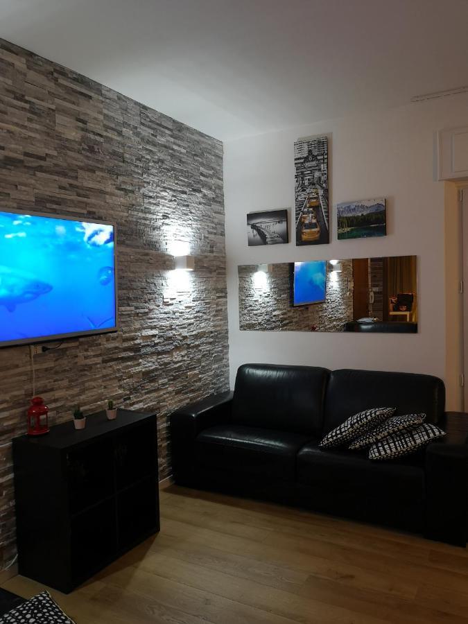 Queen East Verona Apartments Luaran gambar