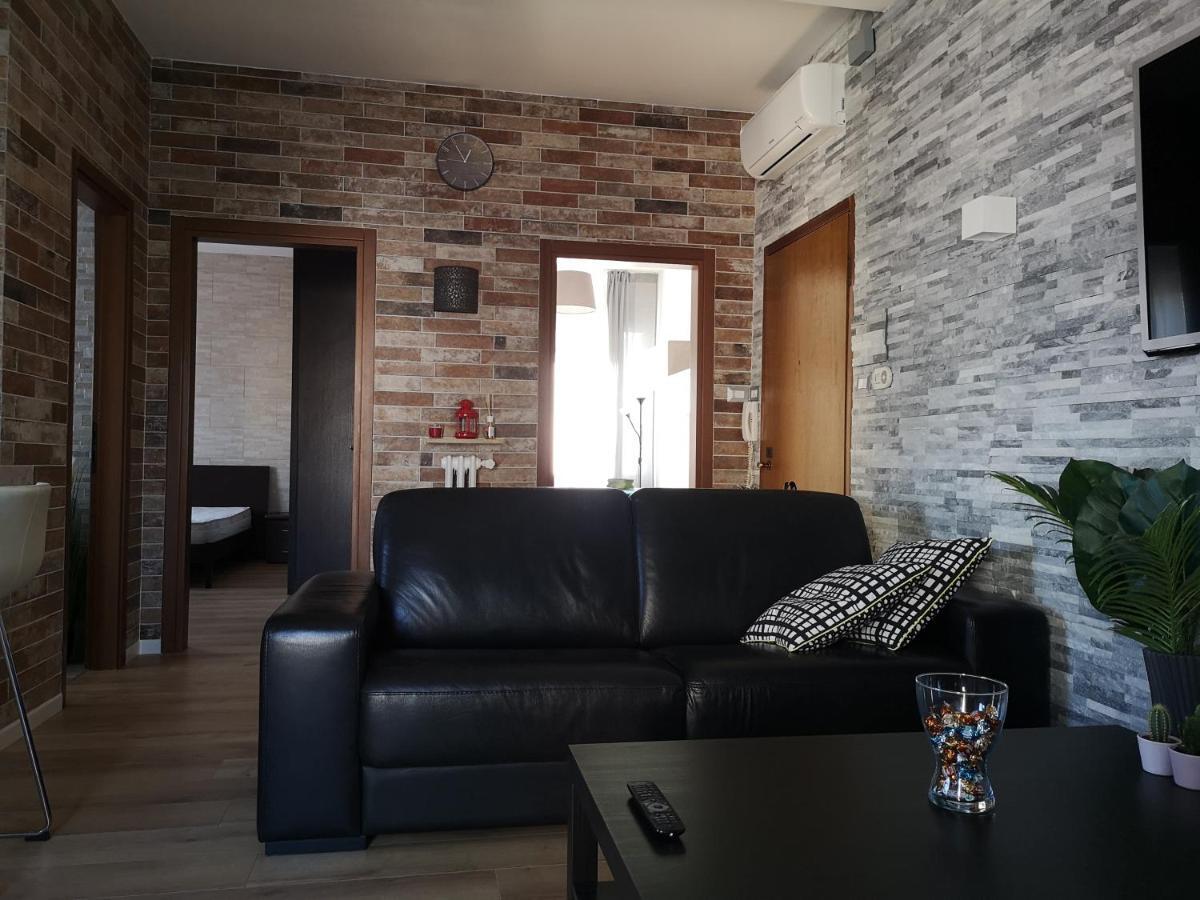 Queen East Verona Apartments Luaran gambar
