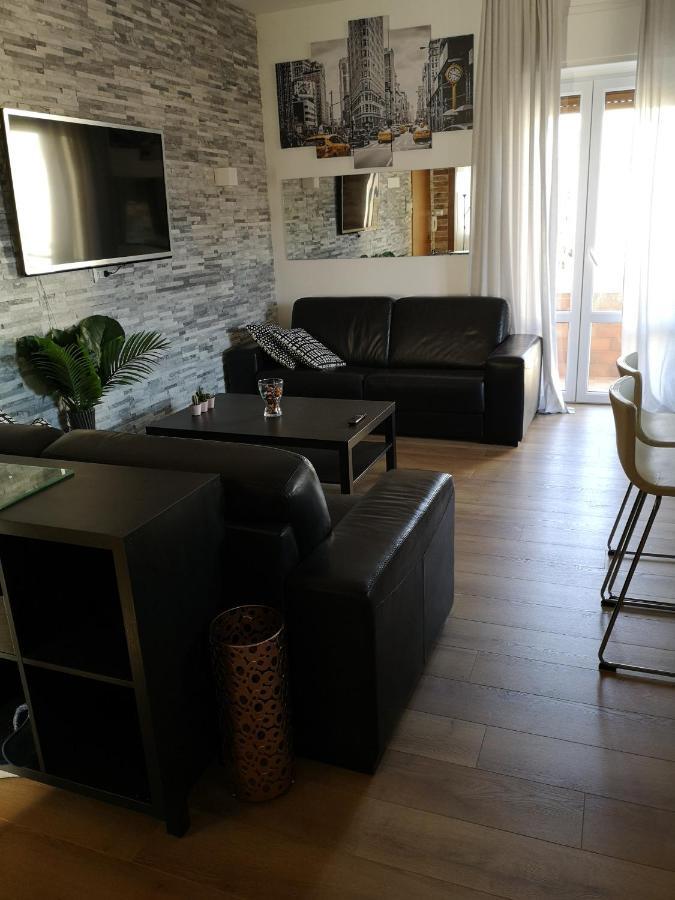 Queen East Verona Apartments Luaran gambar